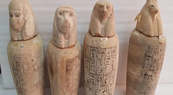 ضبط ثلاثة أشخاص بأسيوط وبحوزتهم 10 قطع أثرية