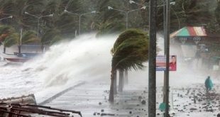 إعصار "كاموري" يتسبب فى إجلاء 200 ألف شخص ويعطل حركة السفر بالفلبين