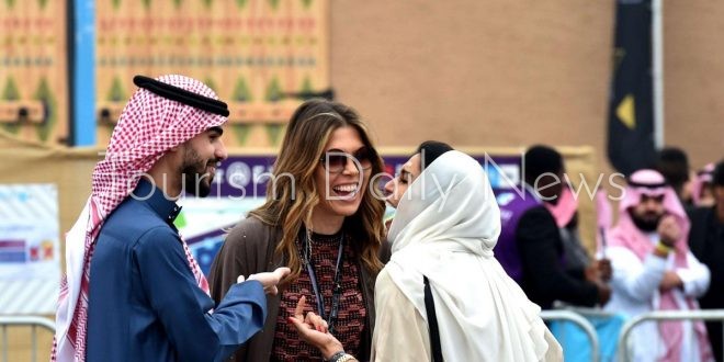 السعودية تلقت 200 طلب للحصول على التأشيرة السياحية فى 65 يوماً