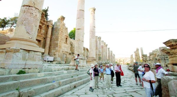 المنظمة العربية للسياحة تتوقع استقطاب 323 مليار دولار استثمارات نهاية 2020