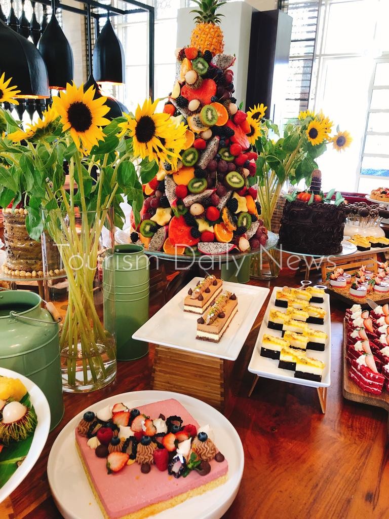 باقات مميزة لأعياد الميلاد .. عروض وكرنفال في فندق وفلل بارك حياة أبوظبي