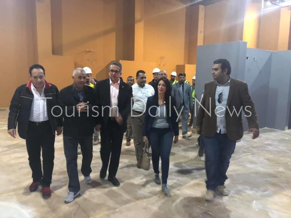 بالصور .. المشاط والعنانى فى جولة بمتحف شرم الشيخ