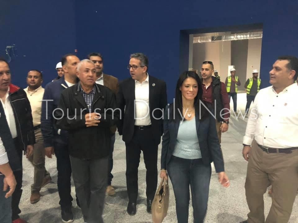 بالصور .. المشاط والعنانى فى جولة بمتحف شرم الشيخ