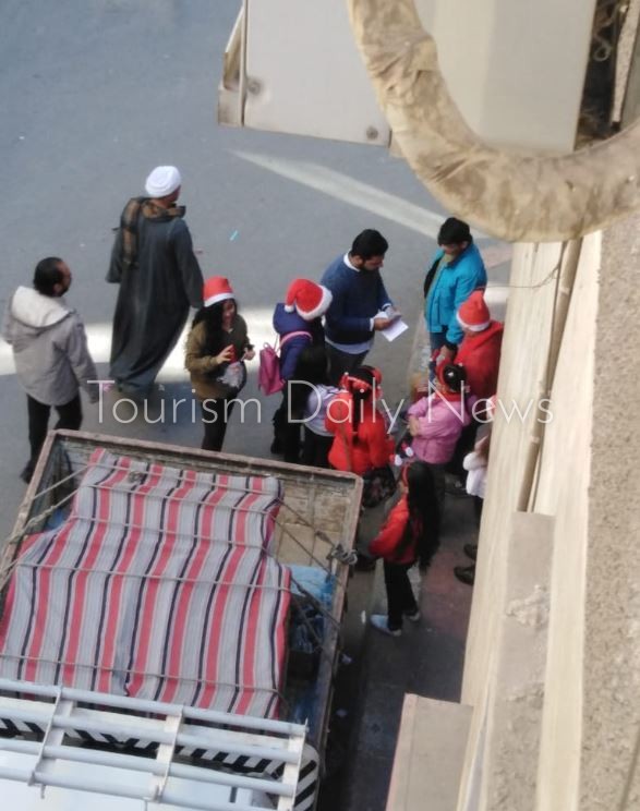 مظاهر احتفالات رأس السنة بنجع حمادى تبهر السياح وبابا نوبل يظهر فى الصعيد