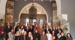 جولة سياحية لزوجات الوزراء والدبلوماسيين بمتحف الفن الإسلامى