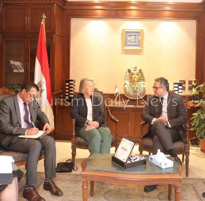 مصر تبحث ادراج أديرة وادي النطرون بقائمة مواقع التراث العالمي لليونيسكو