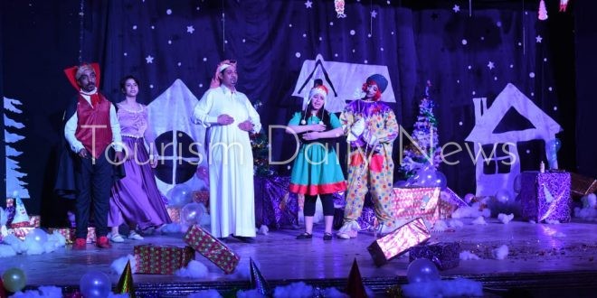 أقبال جماهيري كبير للعرض الأول لمسرحية مدينة الثلج بمسرح رومانس