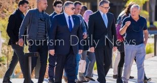 العنانى يتفقد منشات فندقية جديدة ومتحف الغردقة