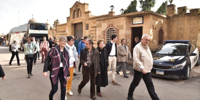 الوفد الكنسي الفرنسي يستكمل زيارته لنقاط مسار رحلة العائلة المقدسة