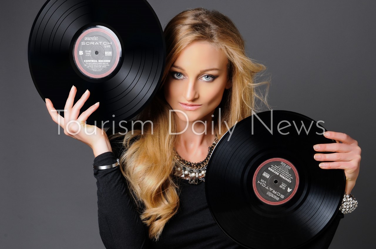 بودابار بيتش يستهل عام 2020 مع مجموعة رائعة من أشهر الفنانين