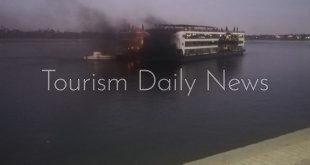 تفاصيل انقاذ 73سائحا ألمانيا وإسبانيا ومصريا فى حريق مركب كوم أمبو السياحى