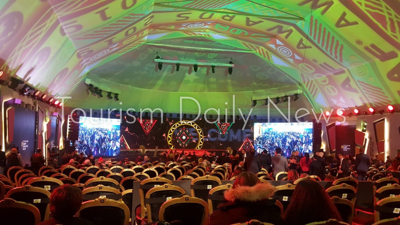 الألعاب النارية تضىء سماء الباتروس سيتادل فى حفل توزيع جوائز الكاف