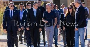 سميح ساويرس: نجحنا فى وضع الجونة على خريطة المدن السياحية المتكاملة