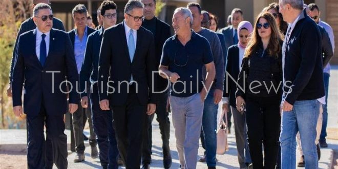 سميح ساويرس: نجحنا فى وضع الجونة على خريطة المدن السياحية المتكاملة
