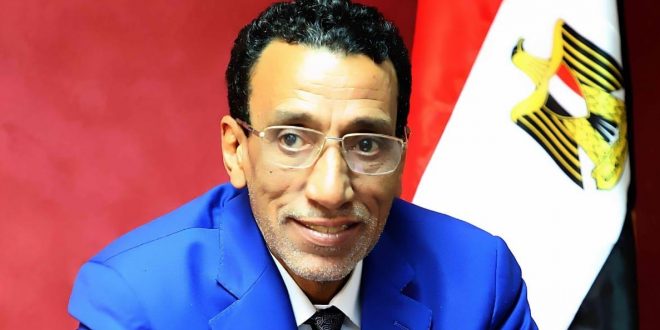 قاعود.. الغردقة قبلة السياحة العالمية .. وخسائر الروس من توقف الرحلات فادحة