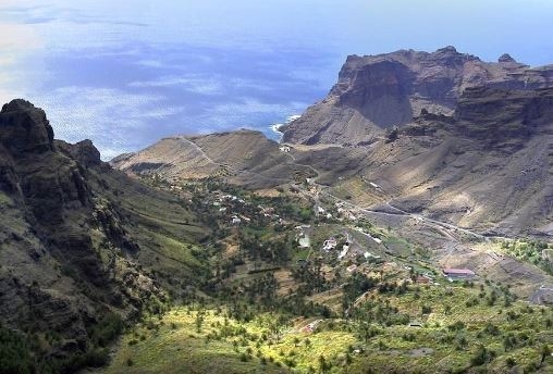 لاغوميرا الإسبانية .. روعة الانسجام مع الطبيعة فى شهر العسل