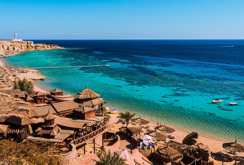 البحر الأحمر إمكانات سياحية جبارة .. من يفوز بالنصيب الأكبر ؟