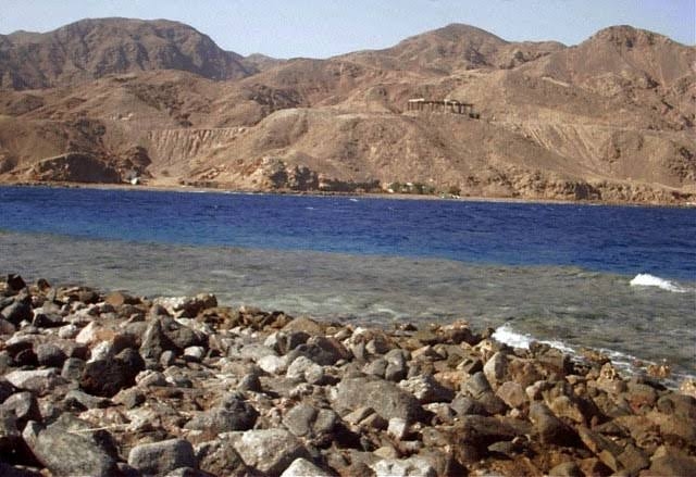 البحر الأحمر إمكانات سياحية جبارة .. من يفوز بالنصيب الأكبر ؟