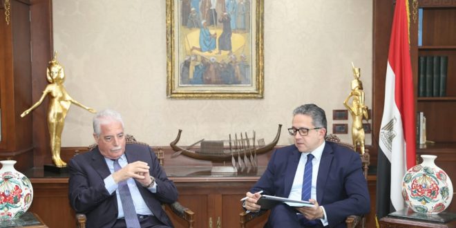 العنانى و فودة يبحثان خطة لترويج مدينة شرم الشيخ سياحياً