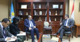 العنانى يبحث مع المدير الإقليمى لليونسكو تعزيز التعاون فى التدريب