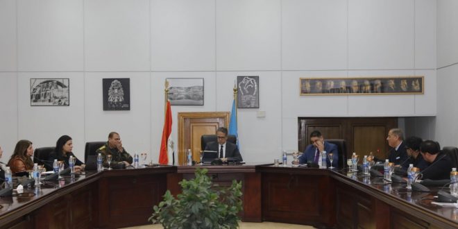 العنانى يضع اللمسات النهائية لاحتفال نقل المومياوات الملكية لمتحف الحضارة