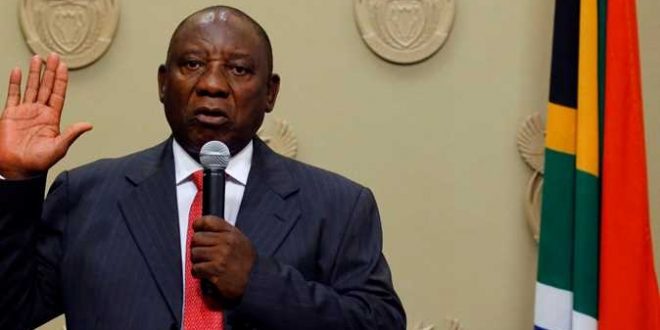 سيريل رامافوزا رئيس جنوب إفريقيا يطالب بوجود مبرر بوقف الرحلات الداخلية