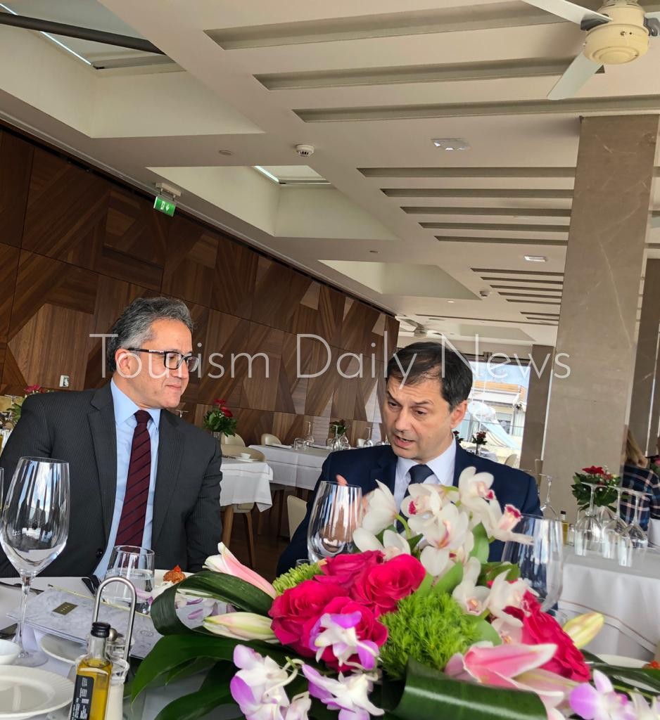 مسار العائلة المقدسة يتصدر مباحثات العنانى ووزير السياحة اليونانى