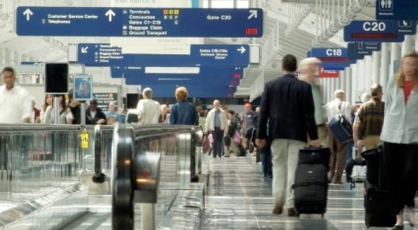 ألمانيا تلغي بعض رحلاتها بسبب إعصار زابينه