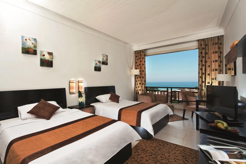 بوكينج: 1982 جنيها أغلي سعر غرفة فندقية بالعين السخنة وأرخصها 299