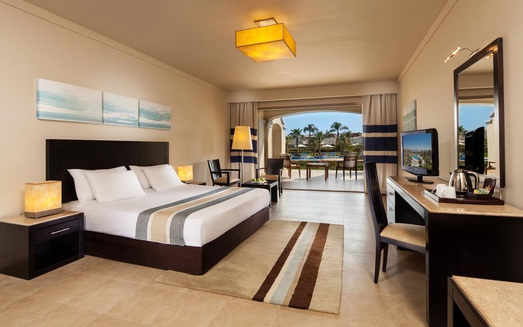 بوكينج: 1982 جنيها أغلي سعر غرفة فندقية بالعين السخنة وأرخصها 299