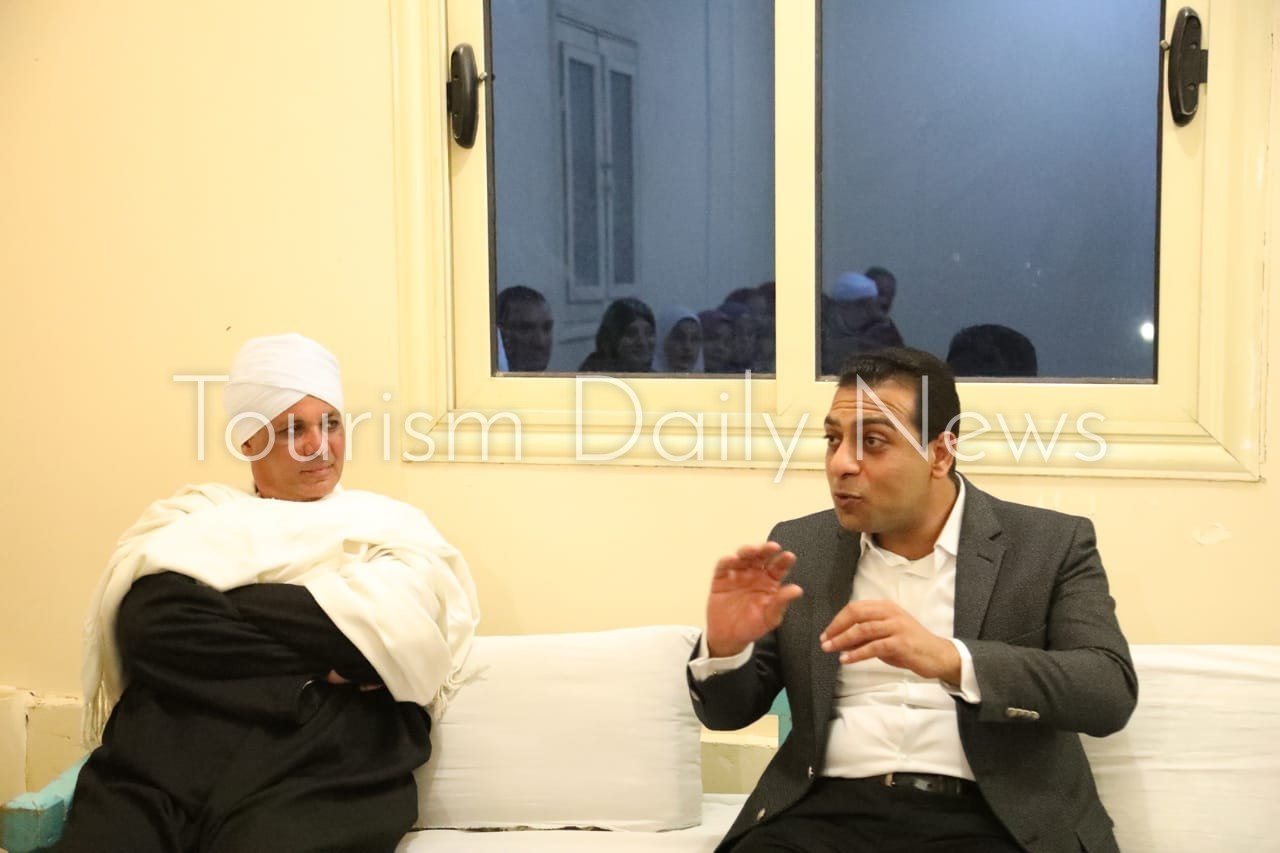 نائب محافظ قنا يزور مركز دندرة لتشجيع السياحة الثقافية