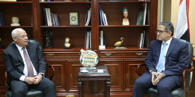 هل يلتقى وزير السياحة مستثمرى بور سعيد؟ ..الغضبان عرض توسيع طاقة الفنادق