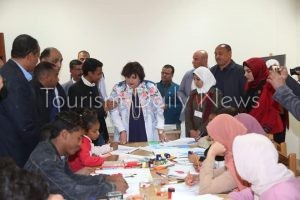 وزيرة الثقافة تفتتح قصر ثقافة قرية حاجر العديسات بالاقصر
