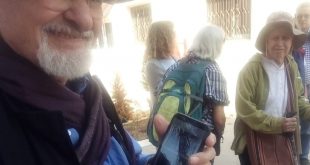 وفد سياحي متعدد الجنسيات يتابع توريزم ديلى نيوز خلال زيارة نجع حمادي