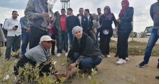 وفد من جامعة جنوب الوادي يزور محمية المانجروف