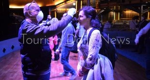 ميناء الإسكندرية يستقبل 340 سائحاً قادمين من اليونان  