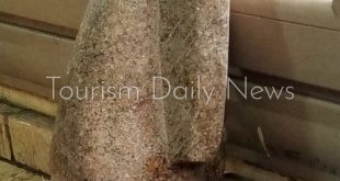 جمارك الدخيلة تضبط تهريب 9 تماثيل وقطع أثرية مُصدرة الي انجلترا