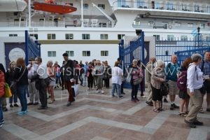 ميناء الإسكندرية يستقبل 629 سائح من جنسيات مختلفة بعد إتخاذ كافة الإجراءات الاحترازية لمنع دخول فيروس "كورونا" إلى البلاد