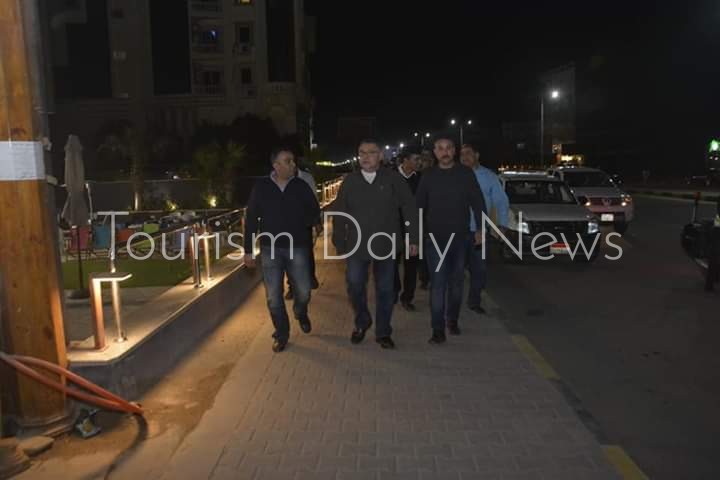 البحر الأحمر تحظر الشيشة ..وحملة على المقاهي والمطاعم لمواجهة كورونا