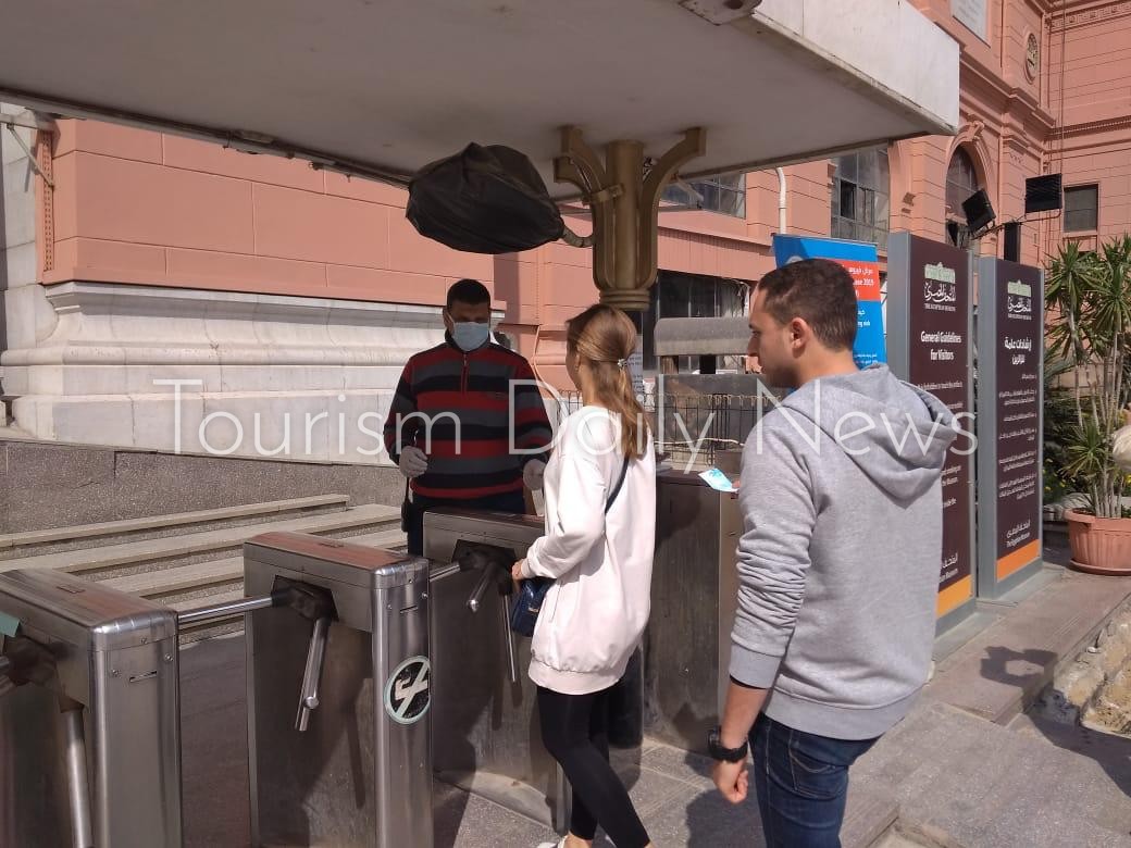 السياحة تطبع 1000 بوستر عن ارشادات منظمة الصحة العالمية لمواجهة كورونا