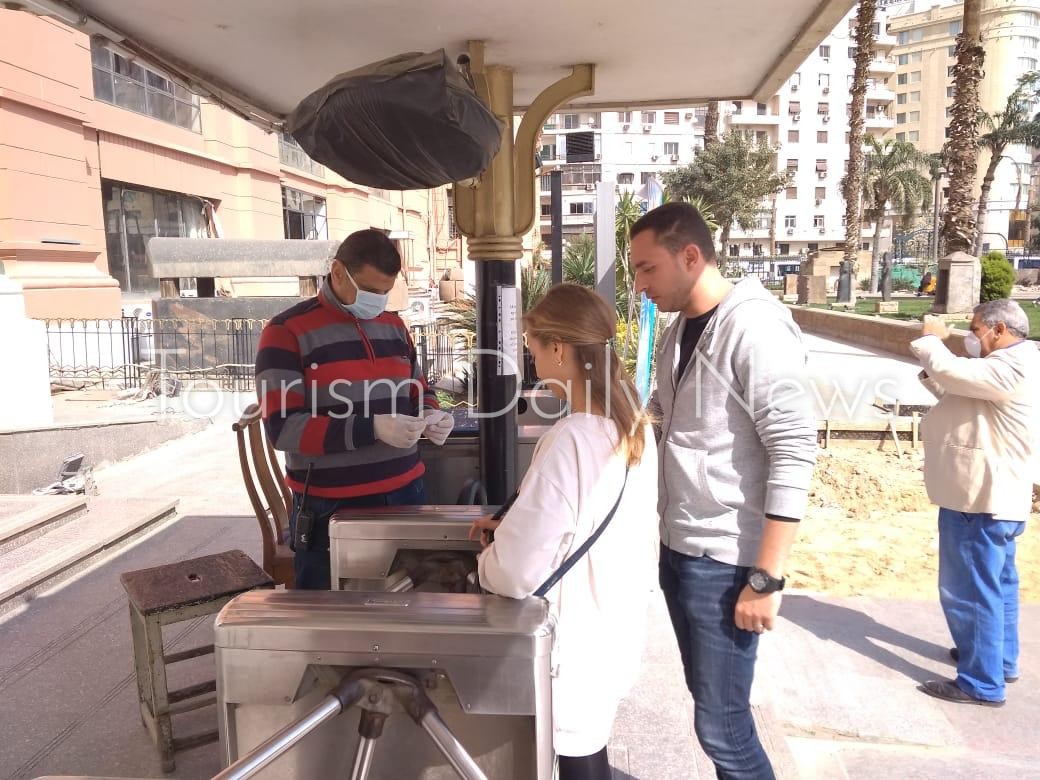 السياحة تطبع 1000 بوستر عن ارشادات منظمة الصحة العالمية لمواجهة كورونا