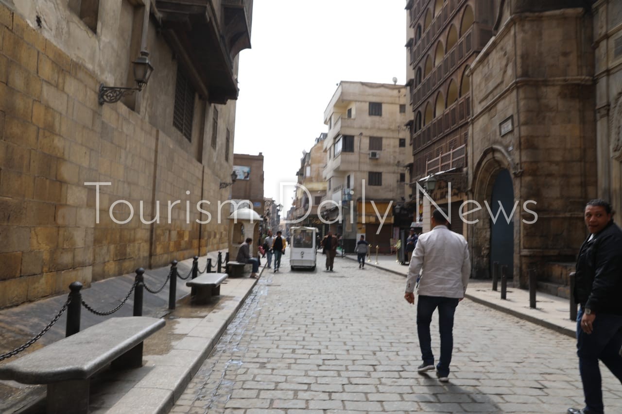 العنانى يتفقد مواقع القاهرة الأثرية بعد كسح مياه الأمطار