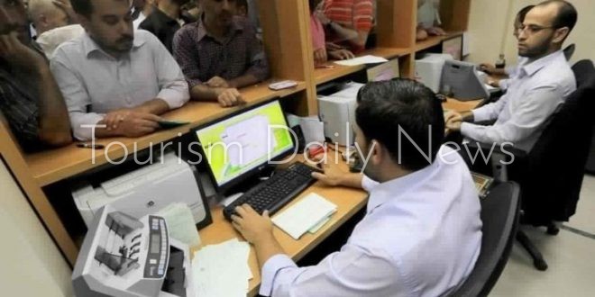 رئيس الوزراء: تخفيض عدد العاملين بأجهزة الدولة للسيطرة على كورونا