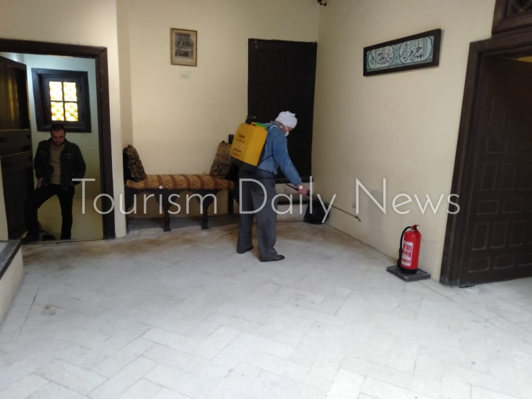 بدء إجراءات تعقيم وتطهير المناطق الآثرية بمدينتي الإسكندرية ورشيد