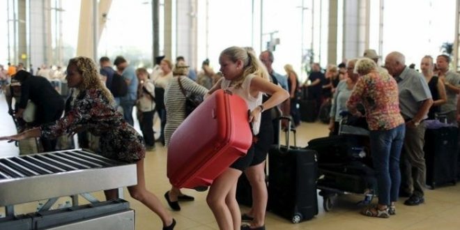  آخر سائح يغادر البحر الأحمر اليوم