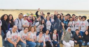 مكرم تشارك أبناء المصريين بالخارج جولة سياحية بمحمية وادى الريان