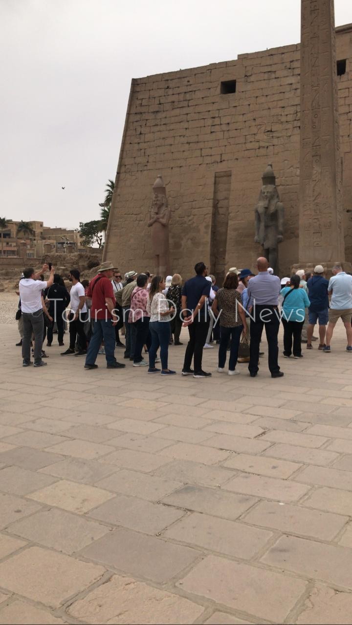 مناطق الأقصر الآثرية تتحدى كورونا .. وزحام بالكرنك ووادى الملوك