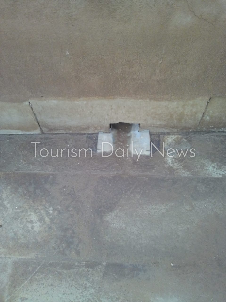 وزيري يتفقد المواقع الآثرية للاطمئنان على حالتها بعد الأمطار