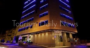 الجزائر تخصص 5 فنادق للحجر الصحى للعائدين من الإمارات