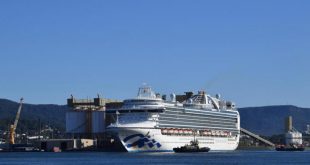 روبي برنسيس السفينة السياحية المنكوبة بحالات كورونا تغادر مياه أستراليا